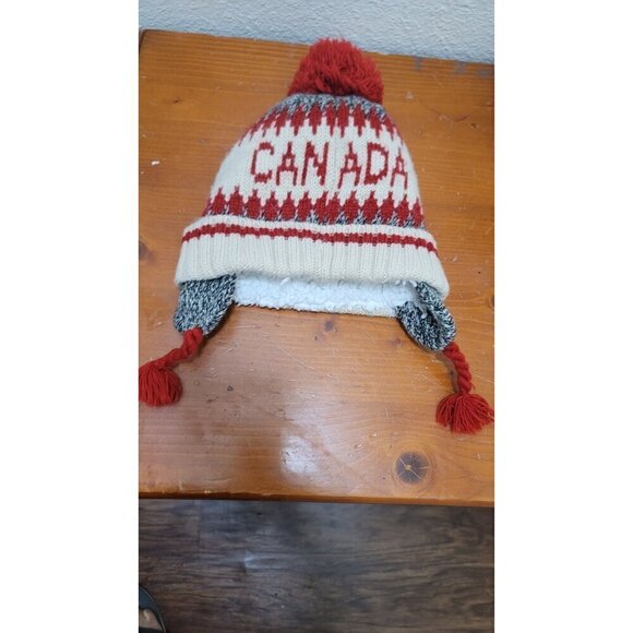Roots Kids Pom Pom Beanie Hat Canada Design 3-5 Yrs - Picture 7 of 7